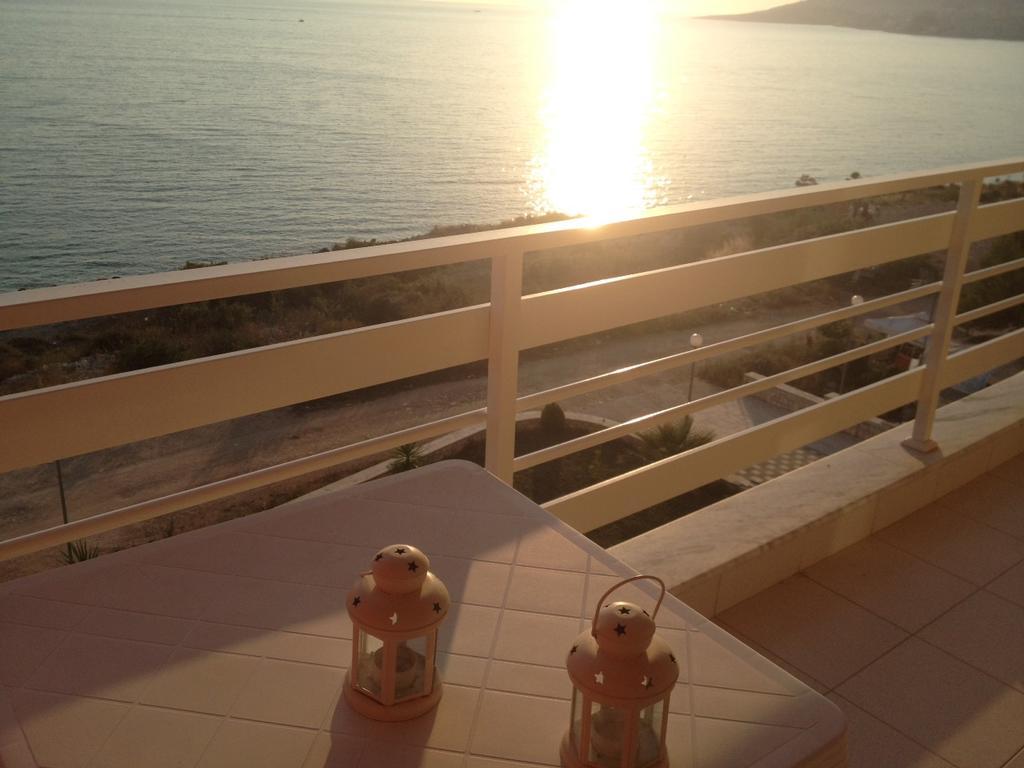 Santa Quaranta Premium Resort Sarandë Esterno foto