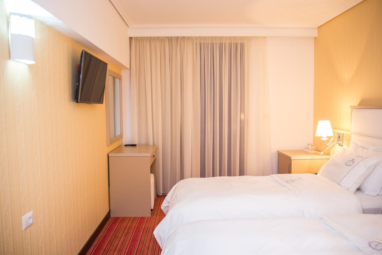 Santa Quaranta Premium Resort Sarandë Esterno foto