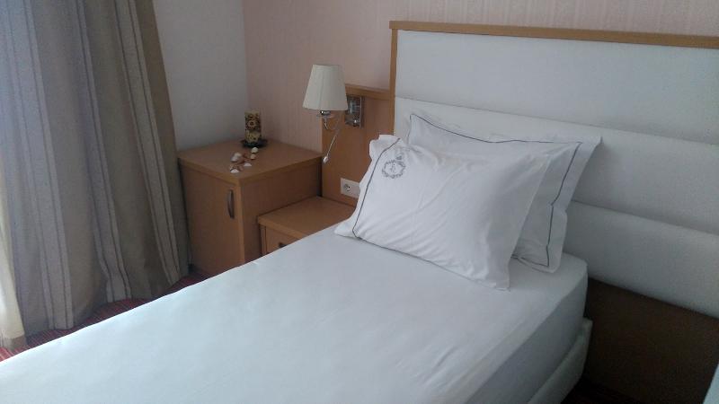 Santa Quaranta Premium Resort Sarandë Esterno foto